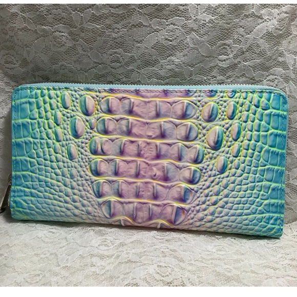 NWT BRAHMIN COTTON CANDY SKYLER CLUTCH, TRAVEL WALLET, PASSPORT HOLDER - Picture 2 of 3